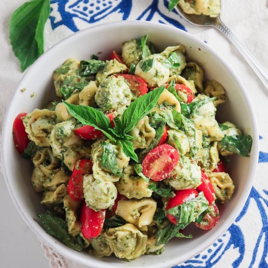 Pesto Tortellini Pasta Salad