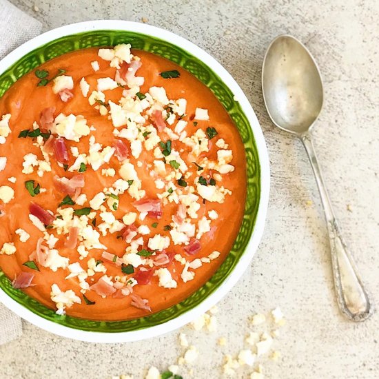 SALMOREJO WITH FRESH TOMATOES, EGG