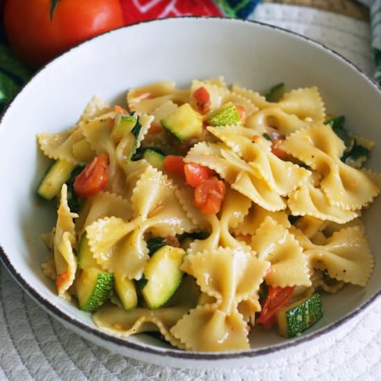 Zucchini And Tomato Pasta