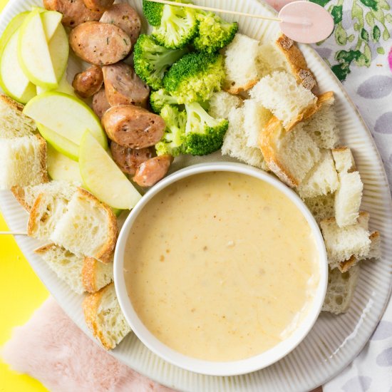 Easy Swiss and Gruyere Fondue