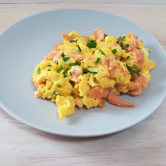 Scrambled Eggs with Smoked Salmon