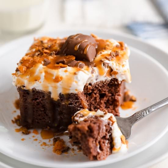 Butterfinger Bomb Cake