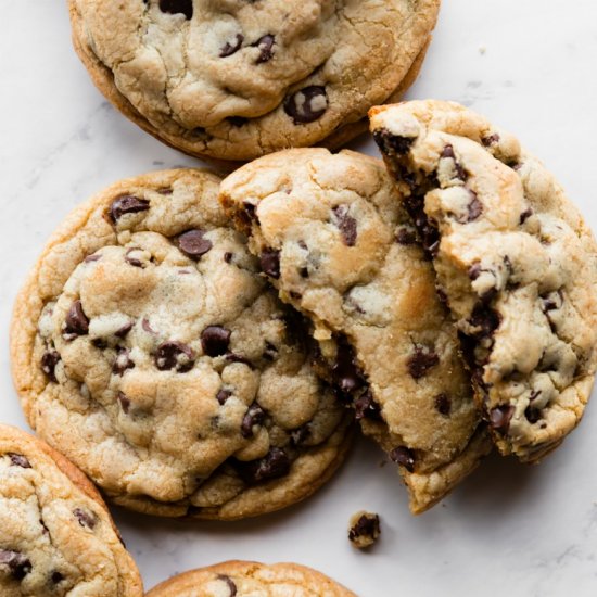 6 Giant Chocolate Chip Cookies