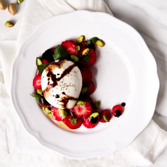 Strawberry Burrata Salad