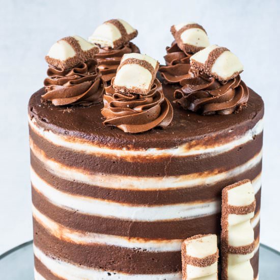 Kinder Bueno Cake