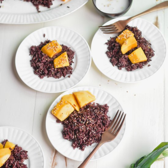 Black Sticky Rice with Mango