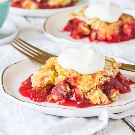 Rhubarb Dump Cake