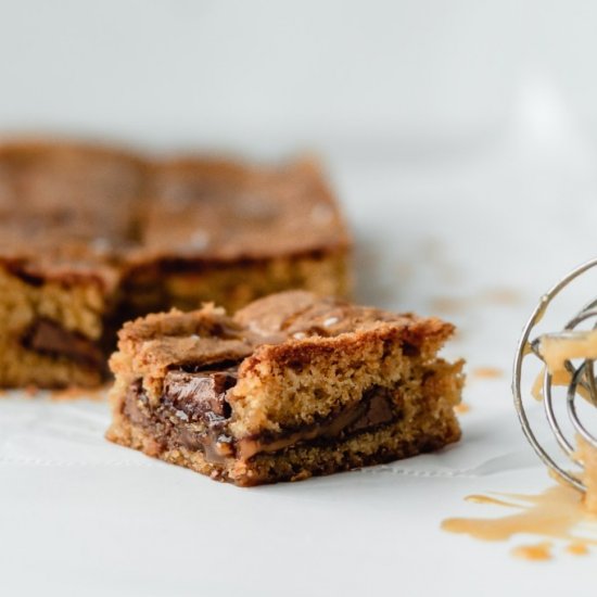 Caramel Chocolate Blondies