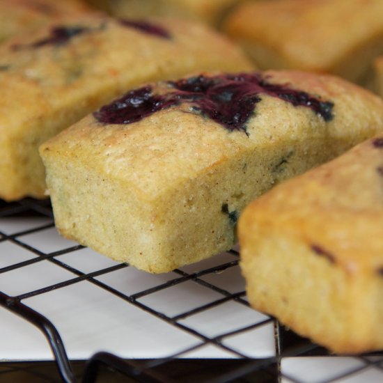 Easy Vegan Blueberry Muffins