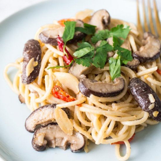 Miso Tahini Shiitake Spaghetti