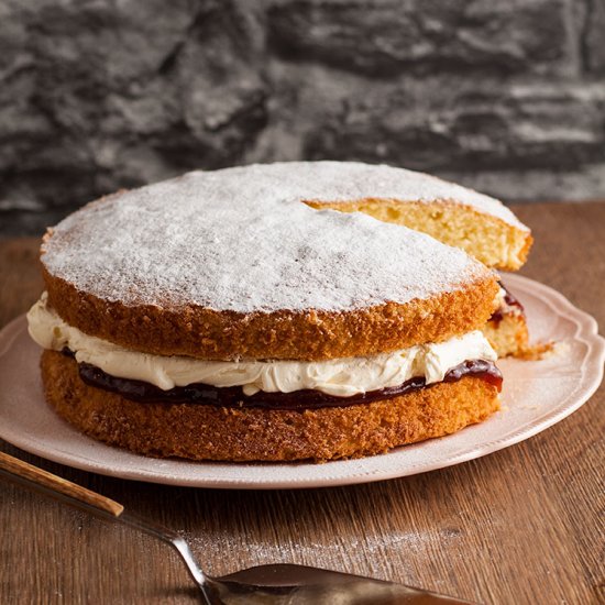 Perfect Victoria Sandwich