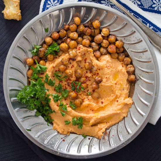 Roasted Red Pepper Hummus Recipe