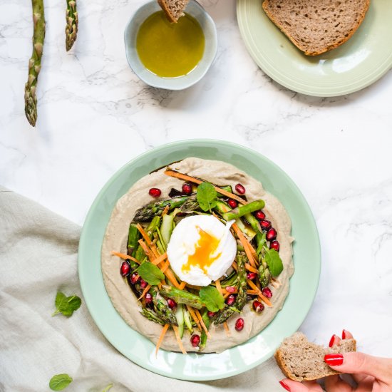 Baba ghanoush with asparagus