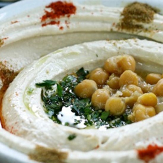 Making Hummus The Jerusalem Way