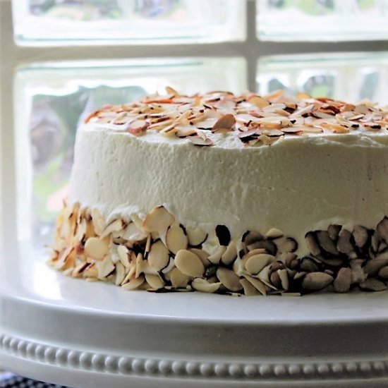 Amaretto Creme Cake