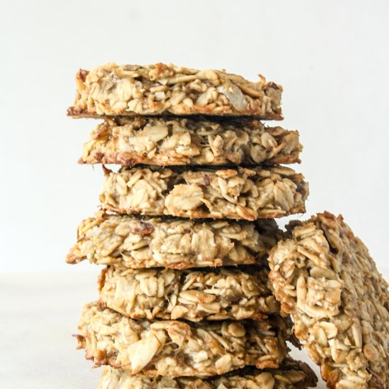 Banana Oat & Peanut Butter Cookies