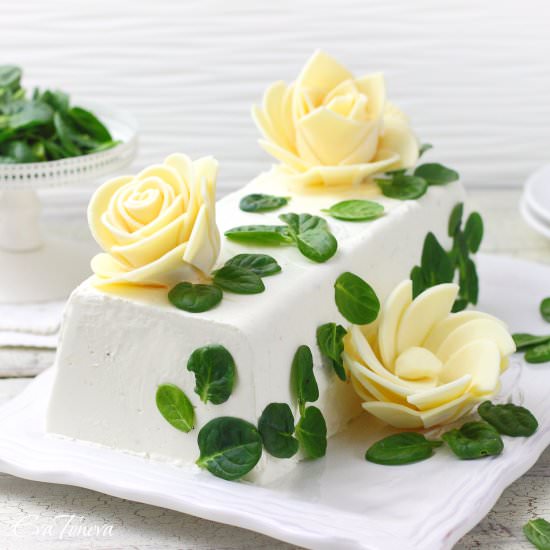 Crepes spring cake