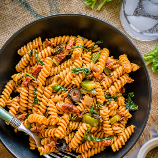 Lentil Pasta with Tomato Pesto