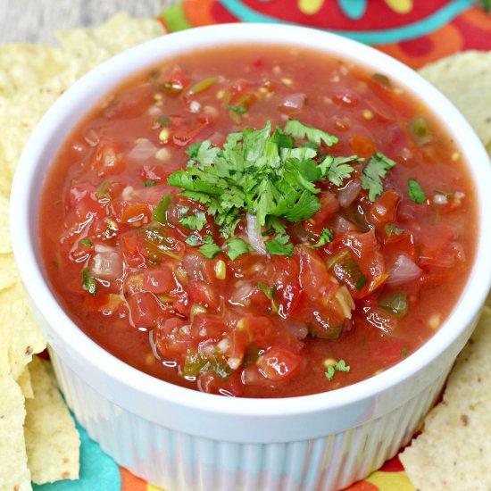 HOMEMADE RESTAURANT STYLE SALSA