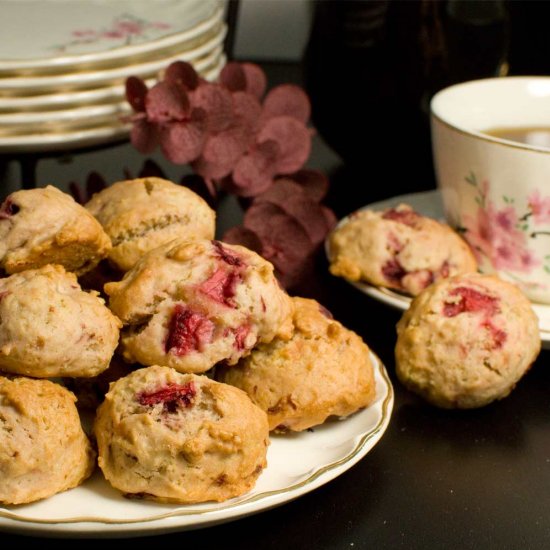 Strawberry Mini-Muffin Bites