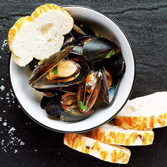 Cream and Bacon Mussels