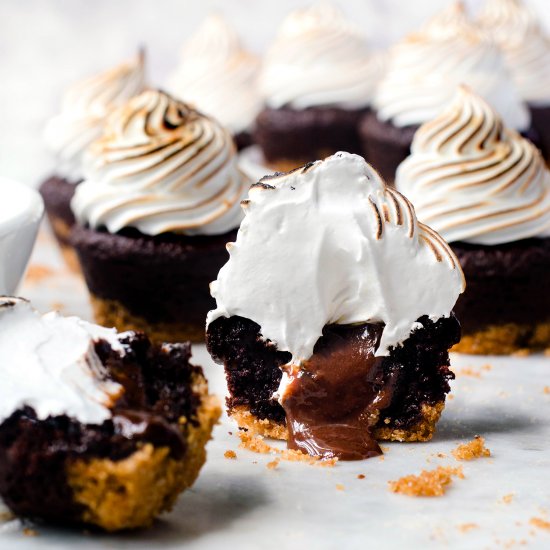 Molten S’mores Brownie Bites