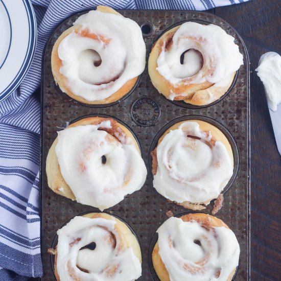 Muffin Tin Cinnamon Rolls