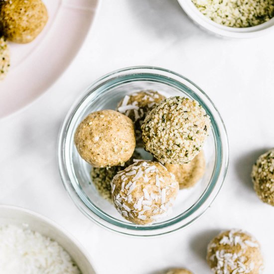 Cashew Coconut Collagen Bites