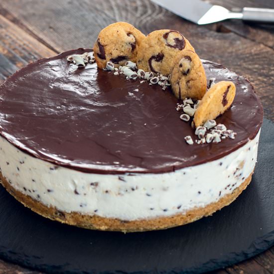 Chocolate Chip Cookie Cheesecake