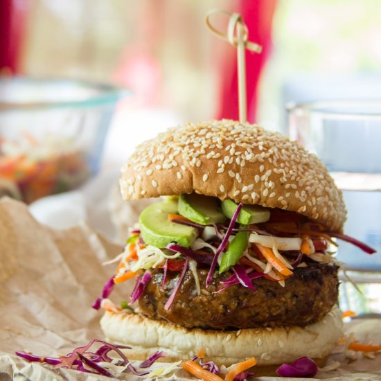 Teriyaki Tempeh Burgers