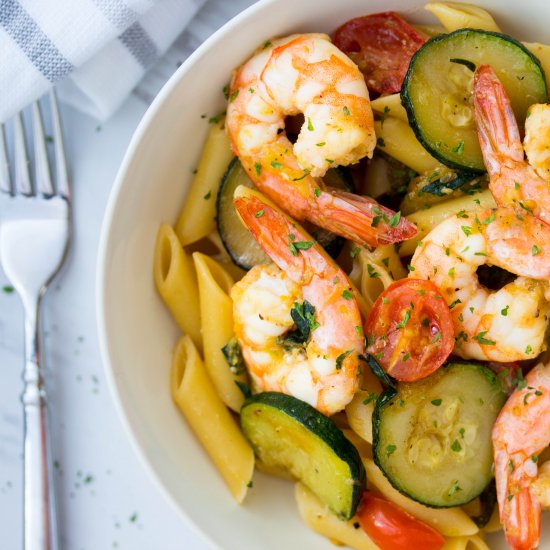 Garlic Shrimp Zucchini Pasta