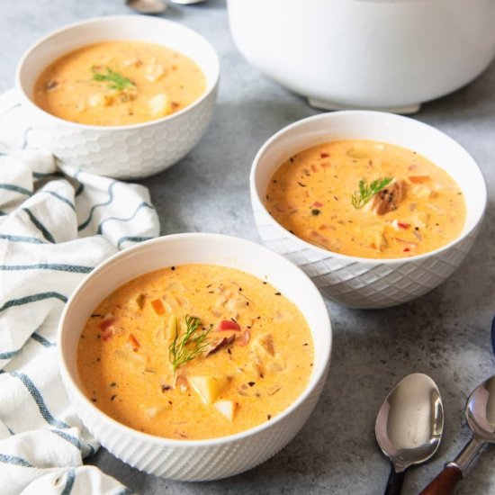 SMOKED SALMON CHOWDER