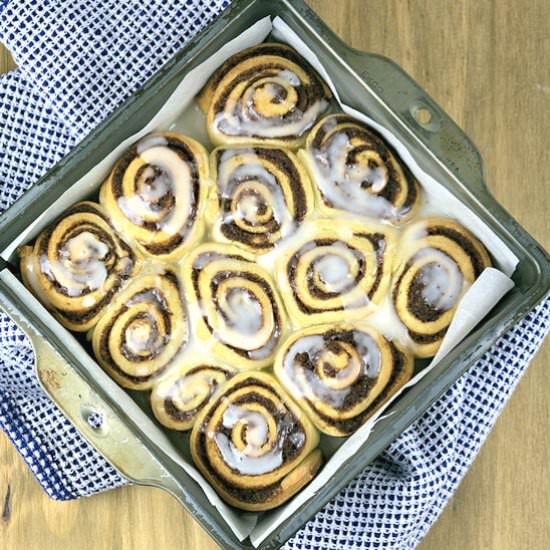 Cinnamon Rolls with Light Glaze