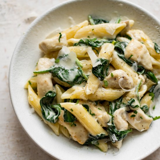 Creamy Chicken Spinach Pasta