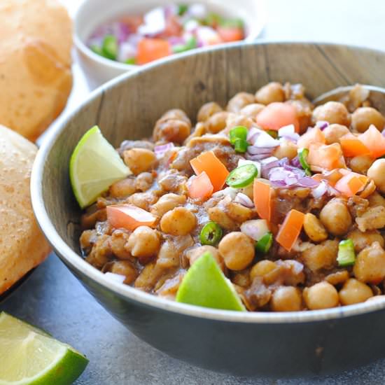 Chana Masala (Chickpea Curry)