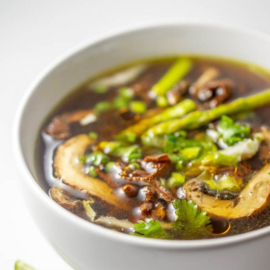 Pegan Pho-Style Mushroom Soup