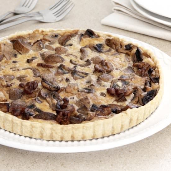 Mushroom Quiche with Walnuts