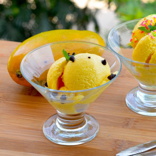 mango frozen yogurt: