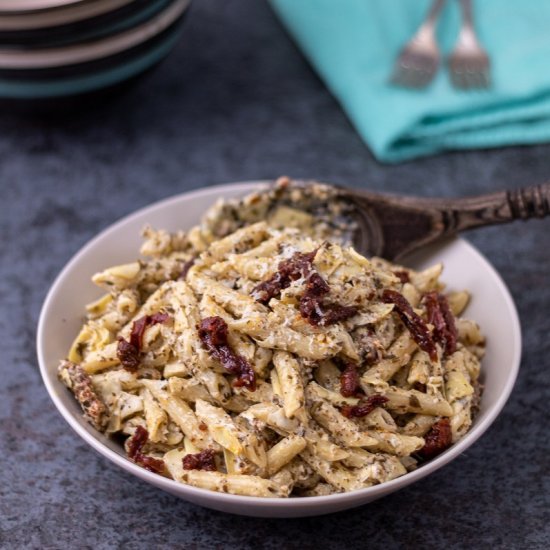 Creamy Pesto and Goat Cheese Pasta