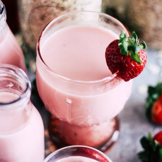 Homemade Strawberry Oat Milk