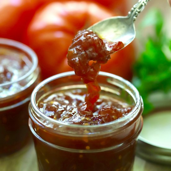 Easy Sweet and Spicy Tomato Jam