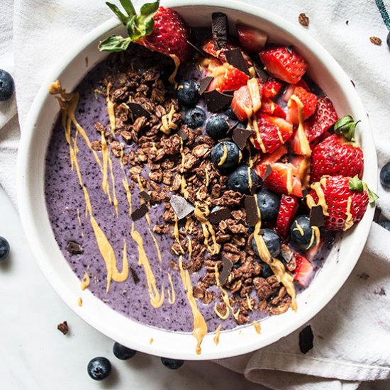 Vegan Blueberry Breakfast Bowl