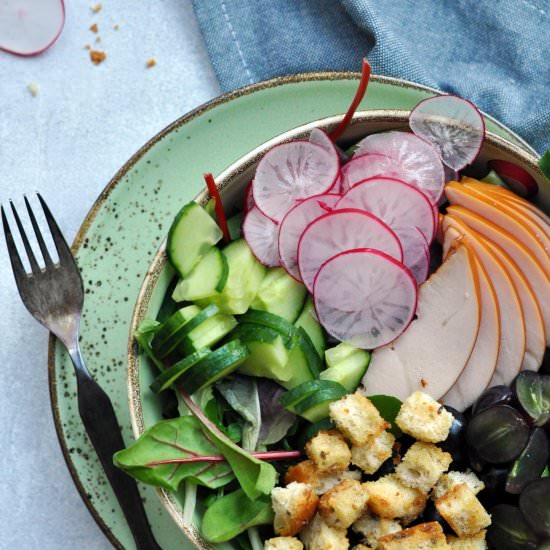 Radiant Salad Bowl with Croutons