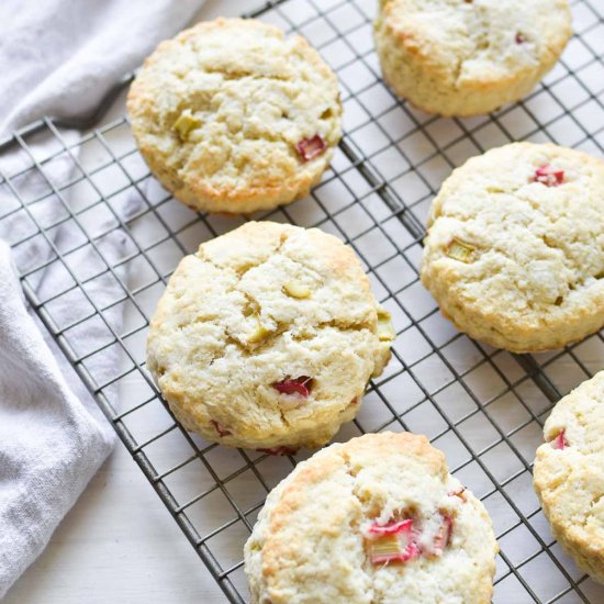 Fresh Rhubarb Scones