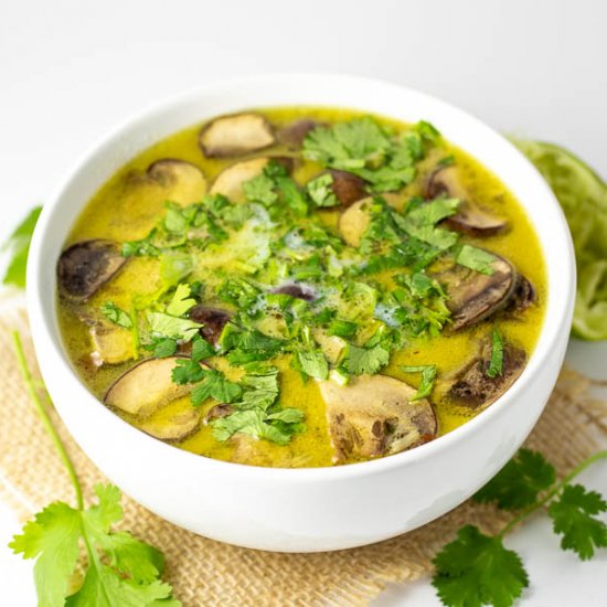 Creamy Curried Mushroom Soup