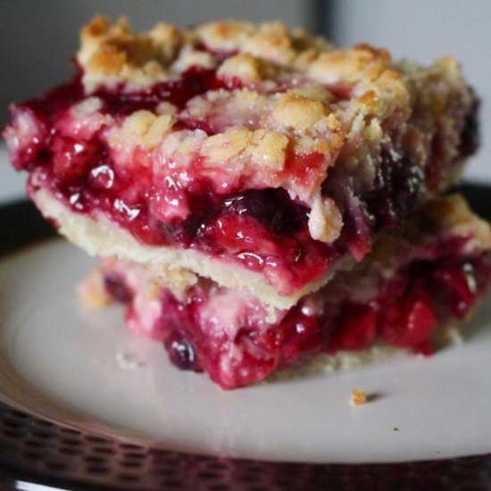 Mixed Berry Cobbler Bars