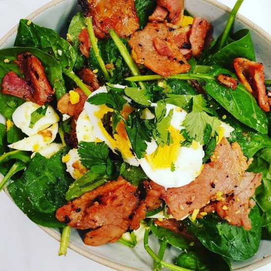 Keto Garlic Bacon Salad