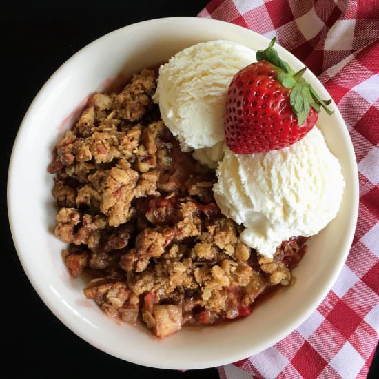 Strawberry Rhubarb Crisp