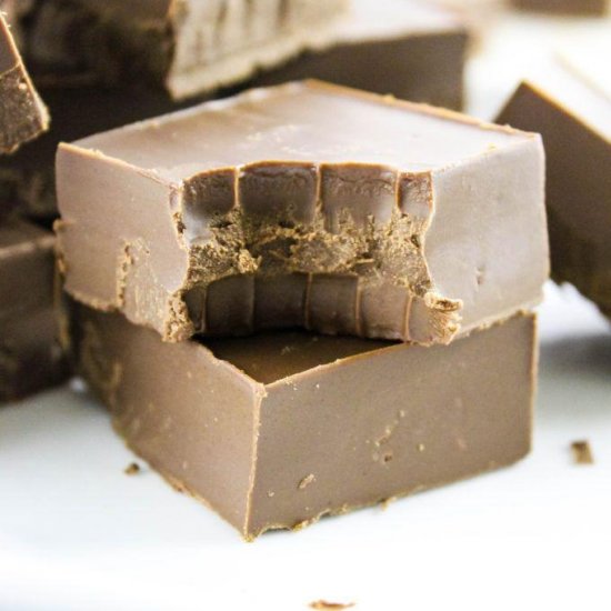 2-Ingredient Vegan Fudge