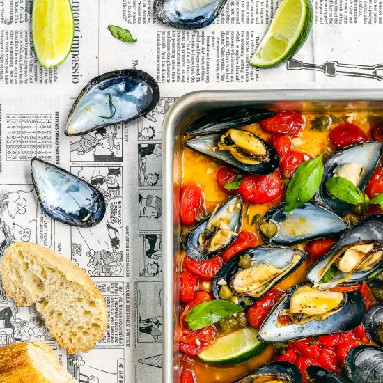 Easy Baked Spicy Mussels